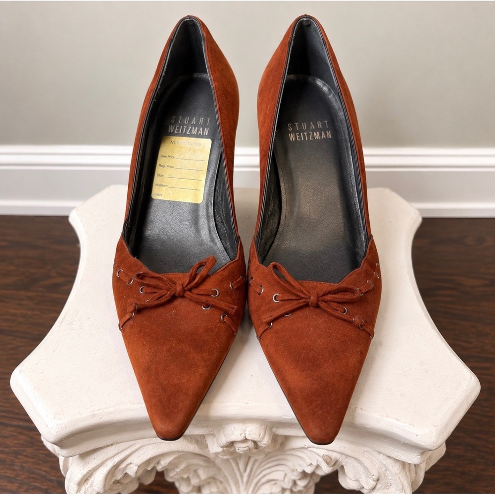 Stuart Weitzman Rust Orange Suede Pointed Toe Bow Pumps Size 7 Spain